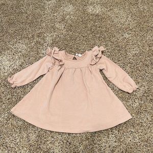 EUC Quincy Mae dress